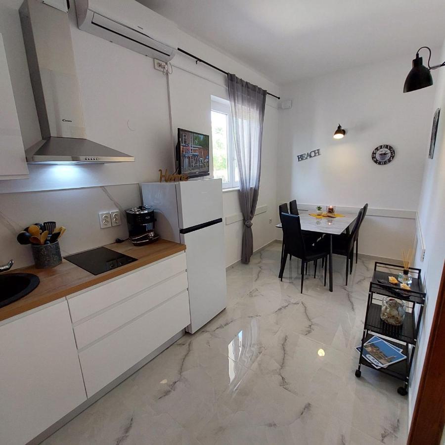 Apartments Leon 2 Banjol المظهر الخارجي الصورة