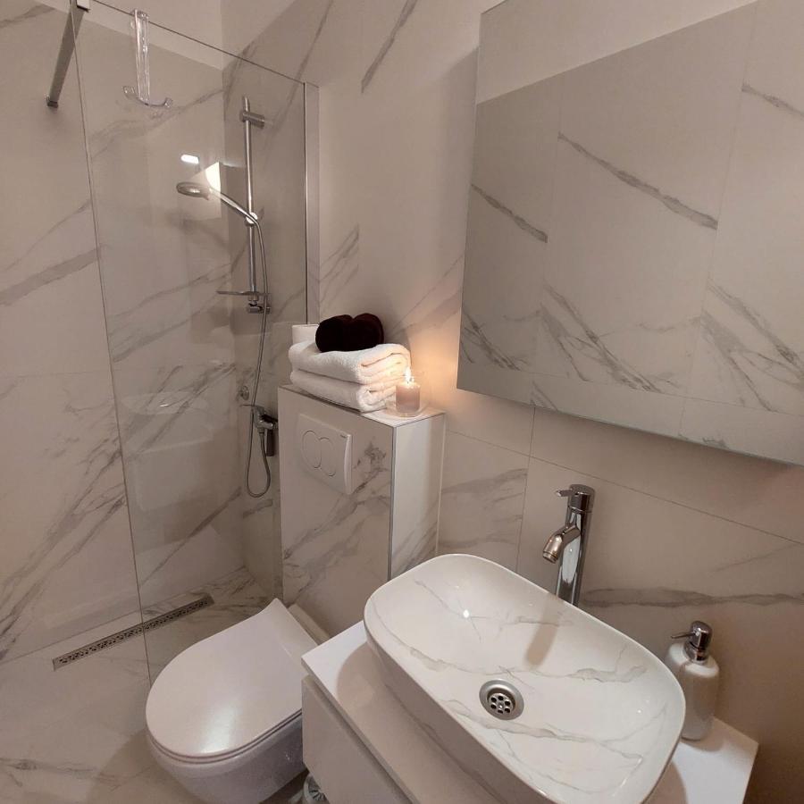 Apartments Leon 2 Banjol المظهر الخارجي الصورة